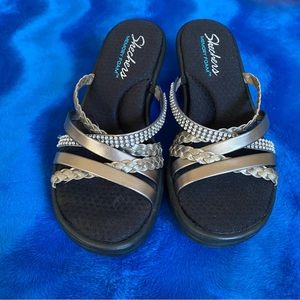Sketchers memory foam sandals size 7